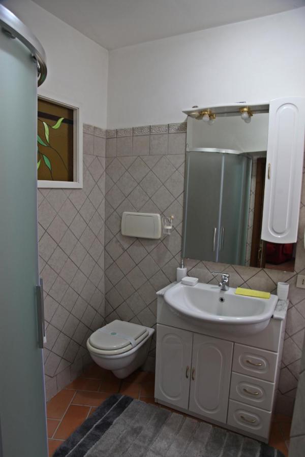 Casa Vacanze Nives 투스카니아 외부 사진