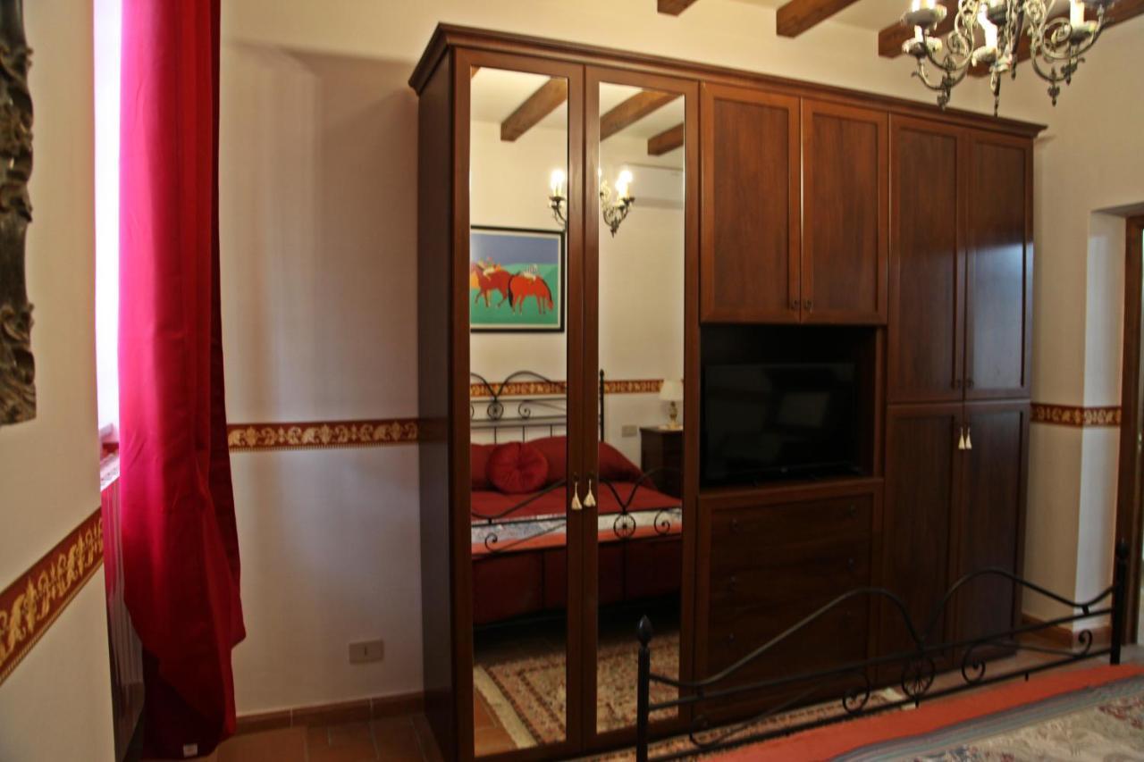 Casa Vacanze Nives 투스카니아 외부 사진